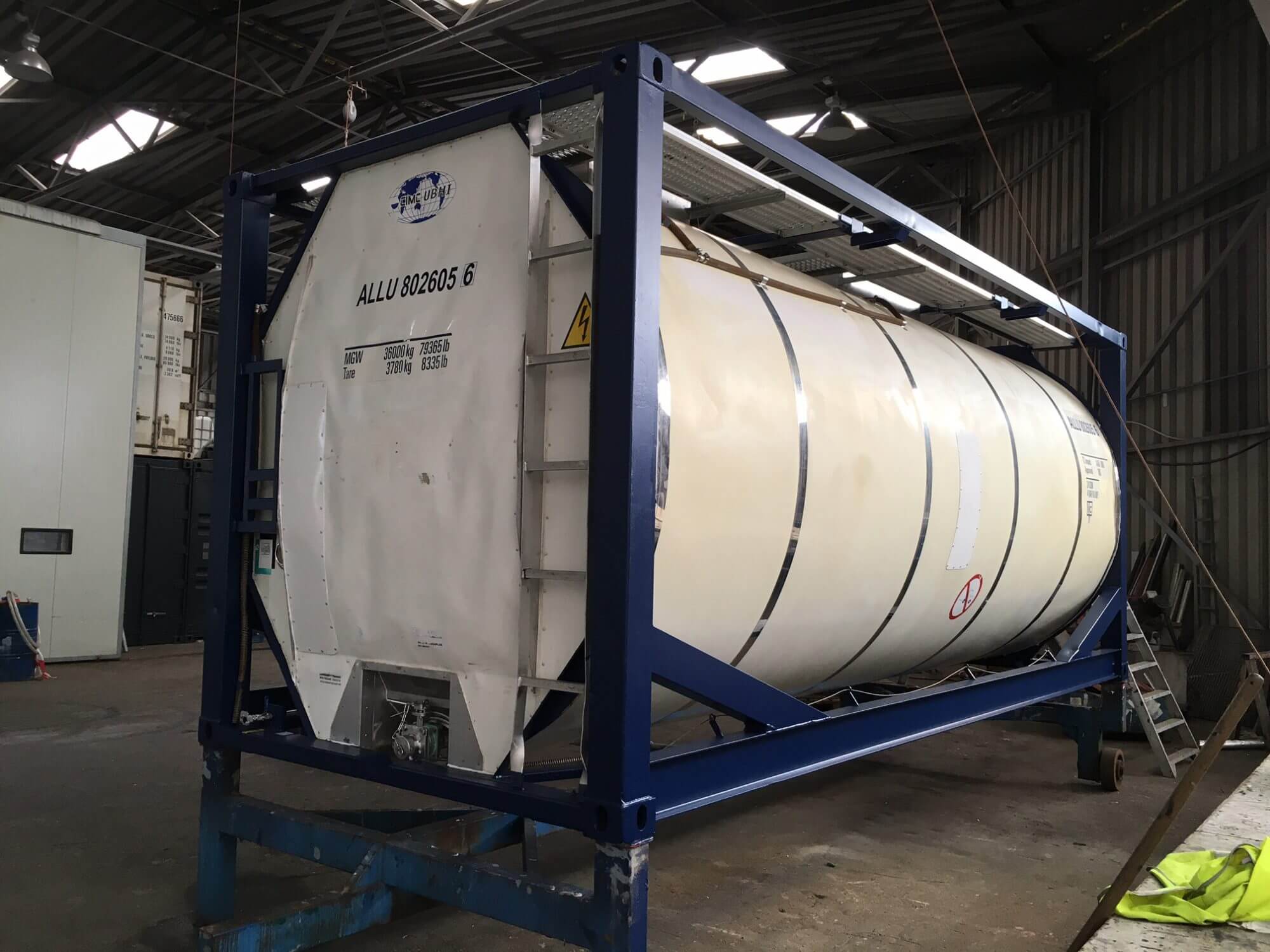 Alconet has secondhand tank containers for sale